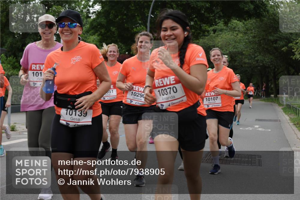 15.06.2025 - REWE Women's Run Jannik Wohlers http://msf.ph/oto/7938905 15.06.2025 08:27:21 Laufen 101, 10139, 51, 10290, 10370, 10107 meine-sportfotos.de