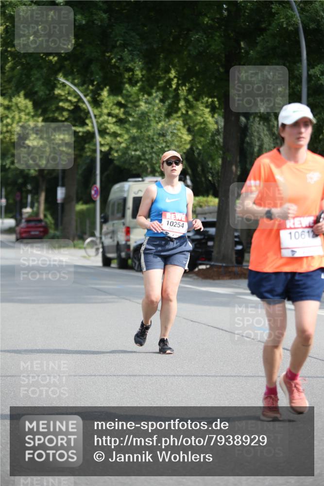 15.06.2025 - REWE Women's Run Jannik Wohlers http://msf.ph/oto/7938929 15.06.2025 09:57:00 Laufen 10254, 10612 meine-sportfotos.de