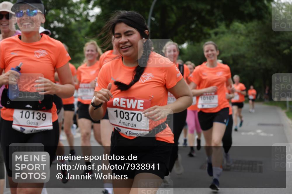 15.06.2025 - REWE Women's Run Jannik Wohlers http://msf.ph/oto/7938941 15.06.2025 08:27:22 Laufen 40, 10139, 10370, 10107 meine-sportfotos.de