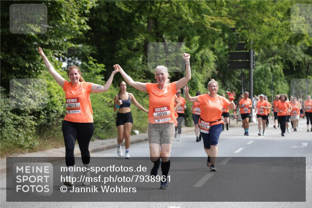 15.06.2025 - REWE Women's Run Jannik Wohlers http://msf.ph/oto/7938961 15.06.2025 10:14:36 Laufen 5011, 5010, 5476 meine-sportfotos.de