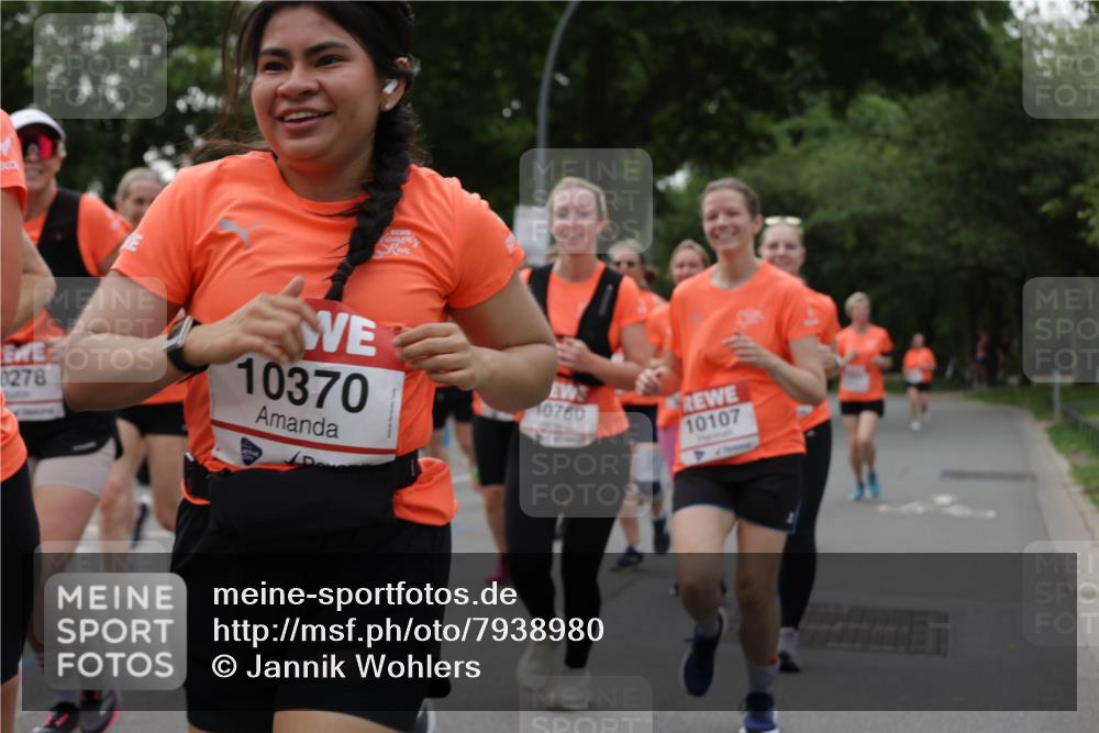 15.06.2025 - REWE Women's Run Jannik Wohlers http://msf.ph/oto/7938980 15.06.2025 08:27:22 Laufen 0278, 10370, 10760, 10107 meine-sportfotos.de