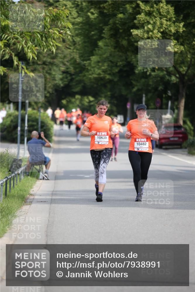 15.06.2025 - REWE Women's Run Jannik Wohlers http://msf.ph/oto/7938991 15.06.2025 09:57:14 Laufen 10639, 10482 meine-sportfotos.de