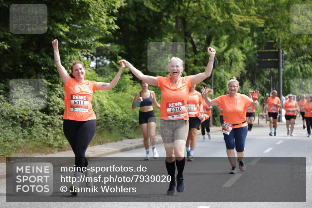 15.06.2025 - REWE Women's Run Jannik Wohlers http://msf.ph/oto/7939020 15.06.2025 10:14:36 Laufen 5011, 5010, 5411, 5476 meine-sportfotos.de