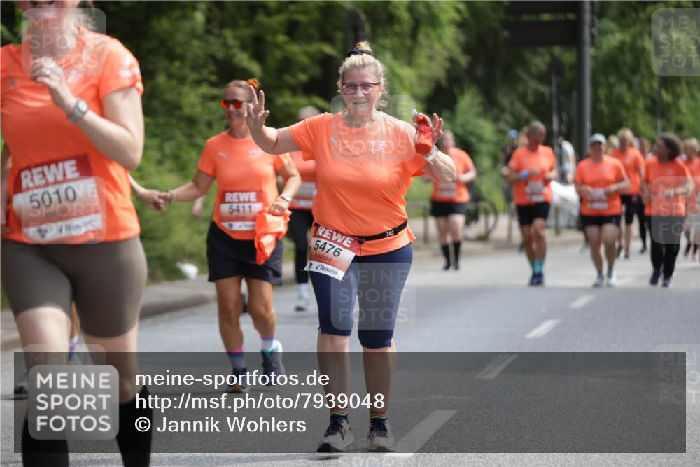 15.06.2025 - REWE Women's Run Jannik Wohlers http://msf.ph/oto/7939048 15.06.2025 10:14:37 Laufen 5010, 5411, 5476 meine-sportfotos.de