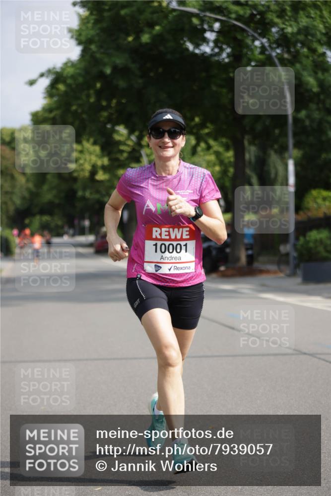 15.06.2025 - REWE Women's Run Jannik Wohlers http://msf.ph/oto/7939057 15.06.2025 08:44:25 Laufen 10001 meine-sportfotos.de