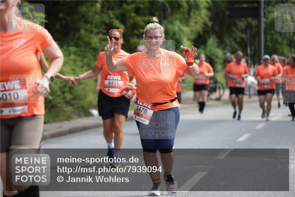 15.06.2025 - REWE Women's Run Jannik Wohlers http://msf.ph/oto/7939094 15.06.2025 10:14:38 Laufen 5010, 5411, 5476 meine-sportfotos.de