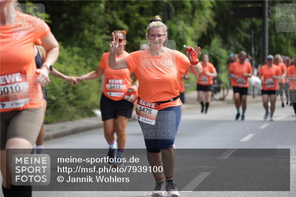 15.06.2025 - REWE Women's Run Jannik Wohlers http://msf.ph/oto/7939100 15.06.2025 10:14:38 Laufen 5010, 5411, 5476 meine-sportfotos.de