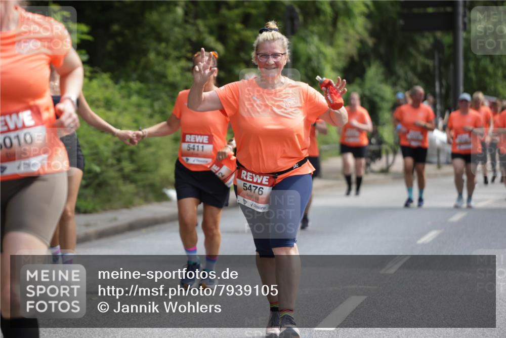 15.06.2025 - REWE Women's Run Jannik Wohlers http://msf.ph/oto/7939105 15.06.2025 10:14:38 Laufen 5010, 5411, 5476 meine-sportfotos.de