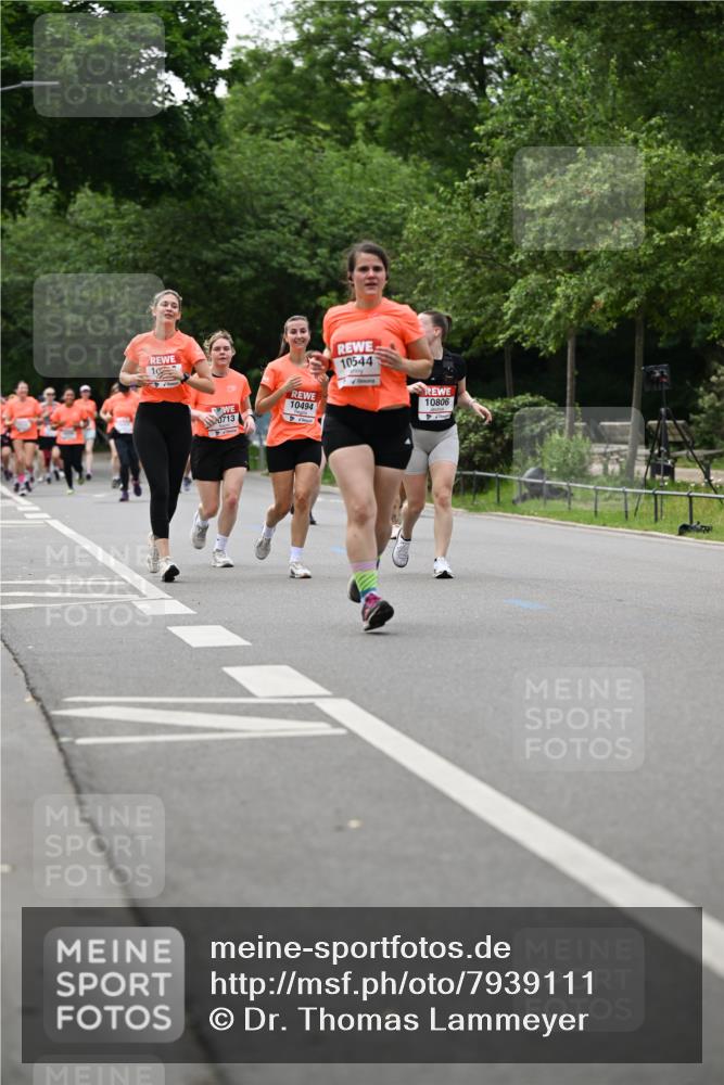 15.06.2025 - REWE Women's Run Dr. Thomas Lammeyer http://msf.ph/oto/7939111 15.06.2025 09:20:24 Laufen 4, 90801, 10806, 10544 meine-sportfotos.de