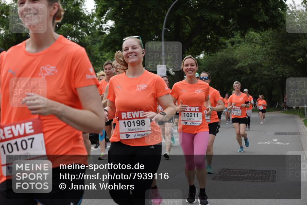 15.06.2025 - REWE Women's Run Jannik Wohlers http://msf.ph/oto/7939116 15.06.2025 08:27:23 Laufen 10107, 10198, 10211, 160, 10664 meine-sportfotos.de