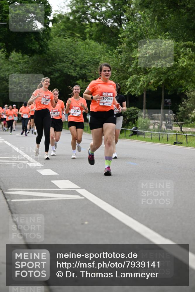 15.06.2025 - REWE Women's Run Dr. Thomas Lammeyer http://msf.ph/oto/7939141 15.06.2025 09:20:25 Laufen 10226, 0713, 10494, 4, 10544, 06 meine-sportfotos.de