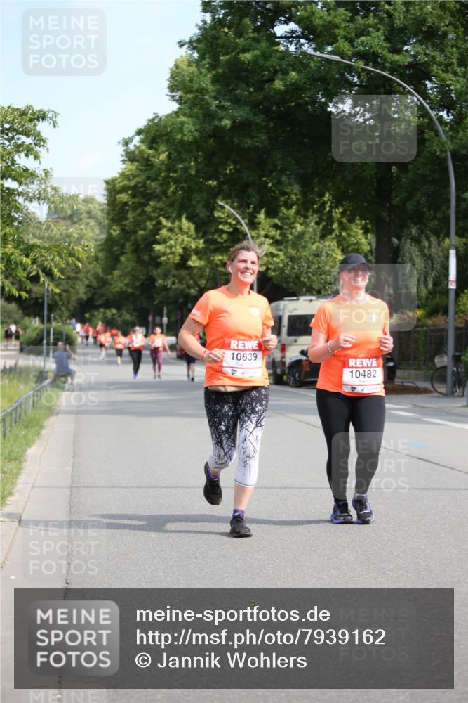 15.06.2025 - REWE Women's Run Jannik Wohlers http://msf.ph/oto/7939162 15.06.2025 09:57:20 Laufen 10639, 10482 meine-sportfotos.de