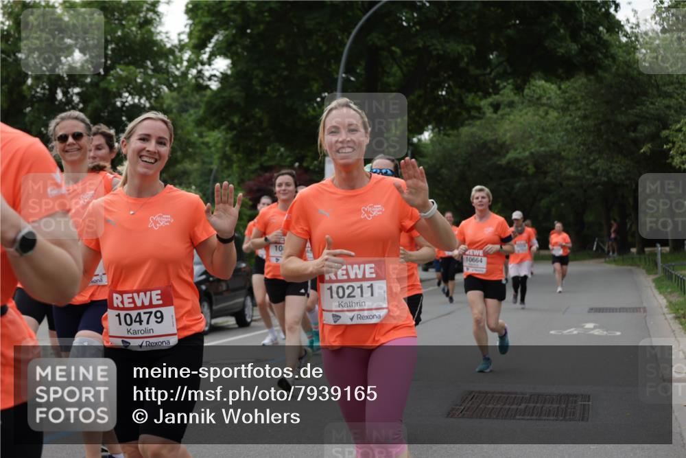 15.06.2025 - REWE Women's Run Jannik Wohlers http://msf.ph/oto/7939165 15.06.2025 08:27:24 Laufen 10479, 10, 10211, 10664 meine-sportfotos.de