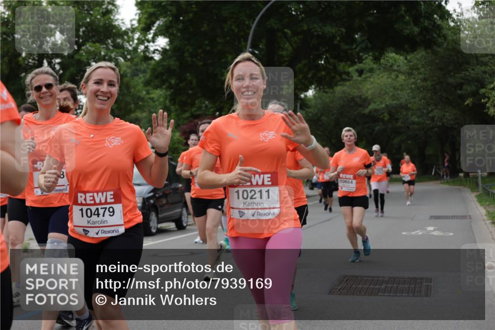 15.06.2025 - REWE Women's Run Jannik Wohlers http://msf.ph/oto/7939169 15.06.2025 08:27:24 Laufen 10479, 10211, 10664 meine-sportfotos.de