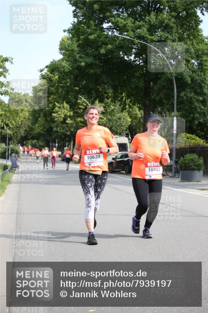 15.06.2025 - REWE Women's Run Jannik Wohlers http://msf.ph/oto/7939197 15.06.2025 09:57:21 Laufen 10639, 10482 meine-sportfotos.de