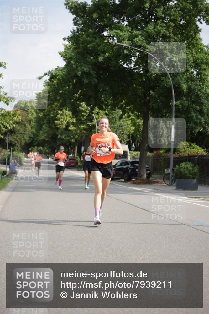 15.06.2025 - REWE Women's Run Jannik Wohlers http://msf.ph/oto/7939211 15.06.2025 08:44:43 Laufen  meine-sportfotos.de