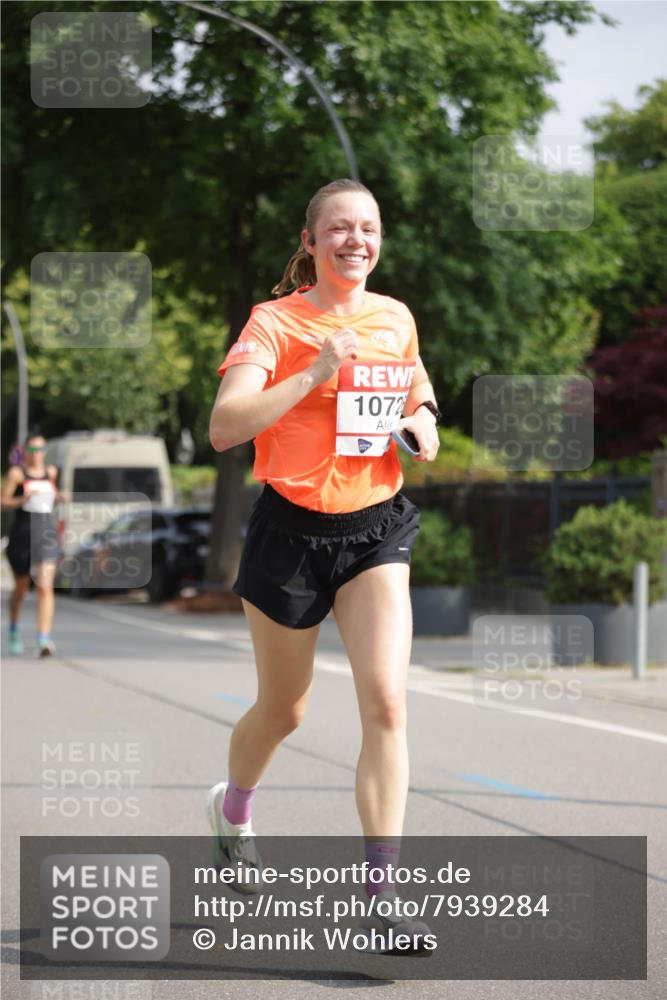15.06.2025 - REWE Women's Run Jannik Wohlers http://msf.ph/oto/7939284 15.06.2025 08:44:45 Laufen 1072 meine-sportfotos.de