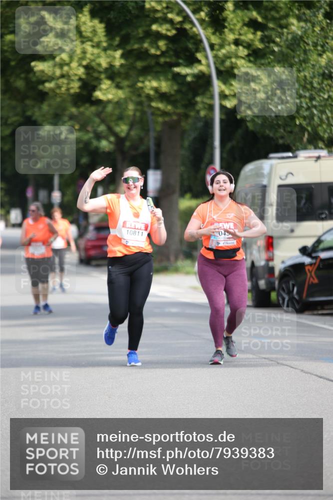 15.06.2025 - REWE Women's Run Jannik Wohlers http://msf.ph/oto/7939383 15.06.2025 09:57:36 Laufen 045, 10811 meine-sportfotos.de