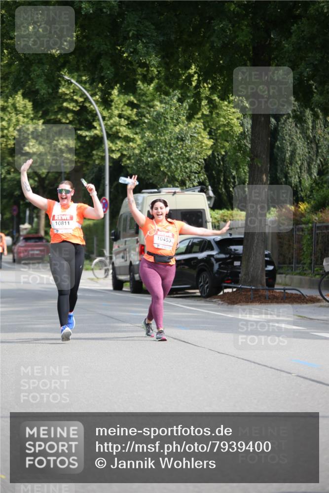 15.06.2025 - REWE Women's Run Jannik Wohlers http://msf.ph/oto/7939400 15.06.2025 09:57:37 Laufen 10811 meine-sportfotos.de