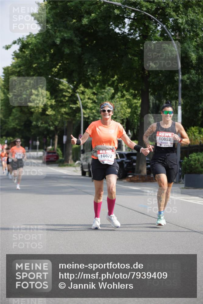 15.06.2025 - REWE Women's Run Jannik Wohlers http://msf.ph/oto/7939409 15.06.2025 08:44:47 Laufen 10872, 10852 meine-sportfotos.de