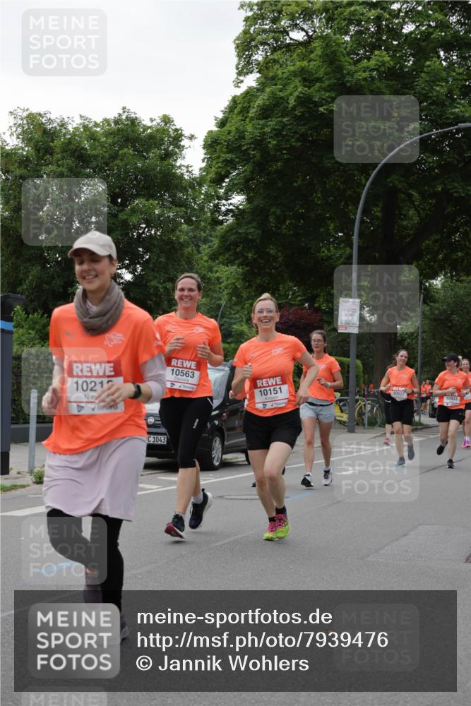 15.06.2025 - REWE Women's Run Jannik Wohlers http://msf.ph/oto/7939476 15.06.2025 08:27:30 Laufen 10212, 1043, 10563, 10151, 10522, 10433 meine-sportfotos.de