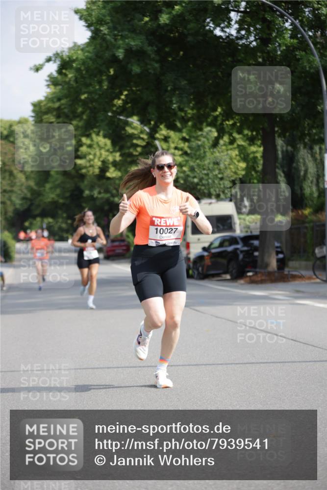 15.06.2025 - REWE Women's Run Jannik Wohlers http://msf.ph/oto/7939541 15.06.2025 08:44:52 Laufen 10027 meine-sportfotos.de