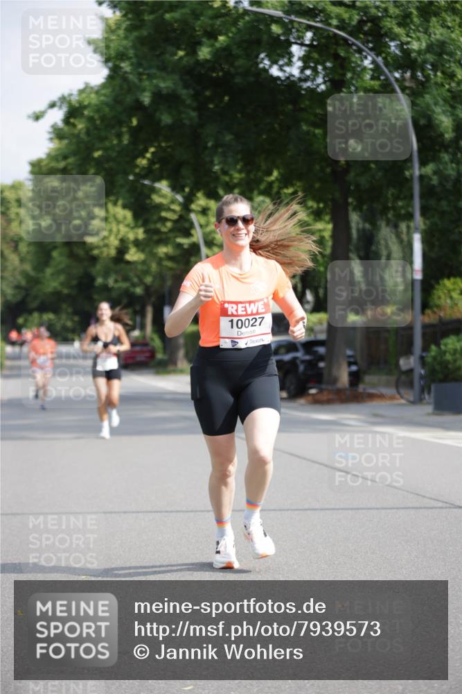 15.06.2025 - REWE Women's Run Jannik Wohlers http://msf.ph/oto/7939573 15.06.2025 08:44:53 Laufen 10027 meine-sportfotos.de