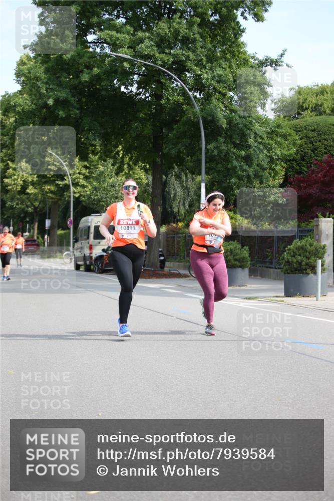 15.06.2025 - REWE Women's Run Jannik Wohlers http://msf.ph/oto/7939584 15.06.2025 09:57:40 Laufen 10811 meine-sportfotos.de