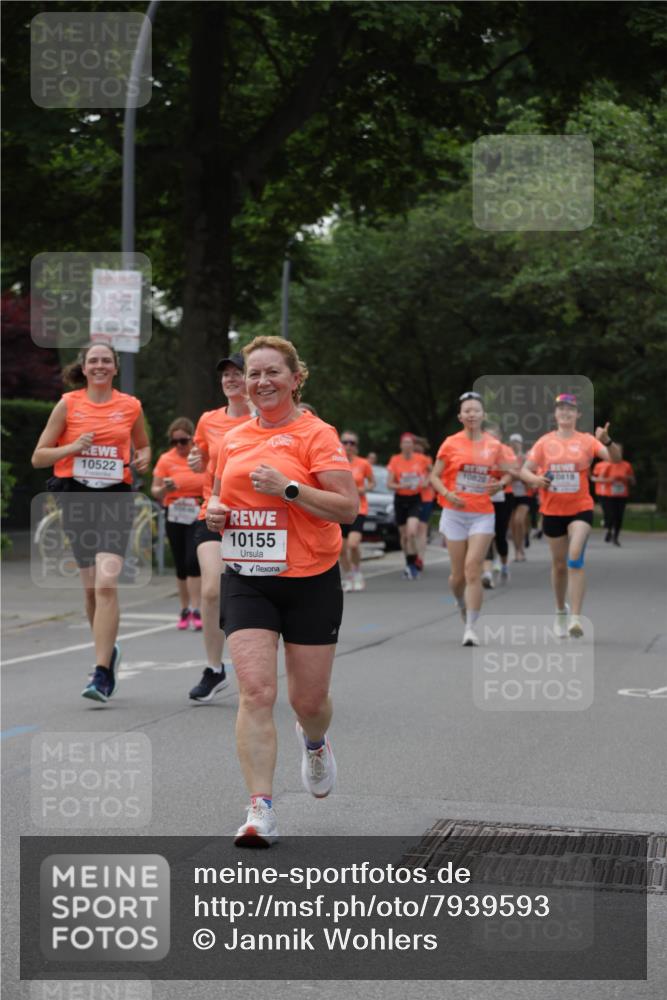 15.06.2025 - REWE Women's Run Jannik Wohlers http://msf.ph/oto/7939593 15.06.2025 08:27:32 Laufen 10522, 10155 meine-sportfotos.de