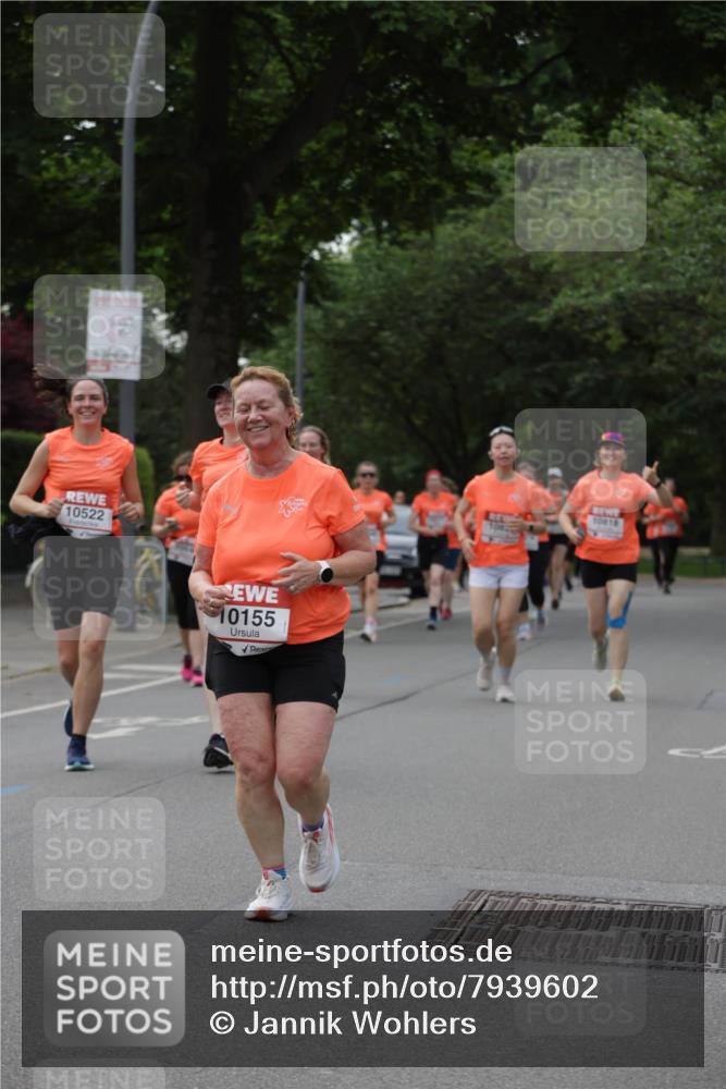 15.06.2025 - REWE Women's Run Jannik Wohlers http://msf.ph/oto/7939602 15.06.2025 08:27:32 Laufen 14, 10522, 10155 meine-sportfotos.de