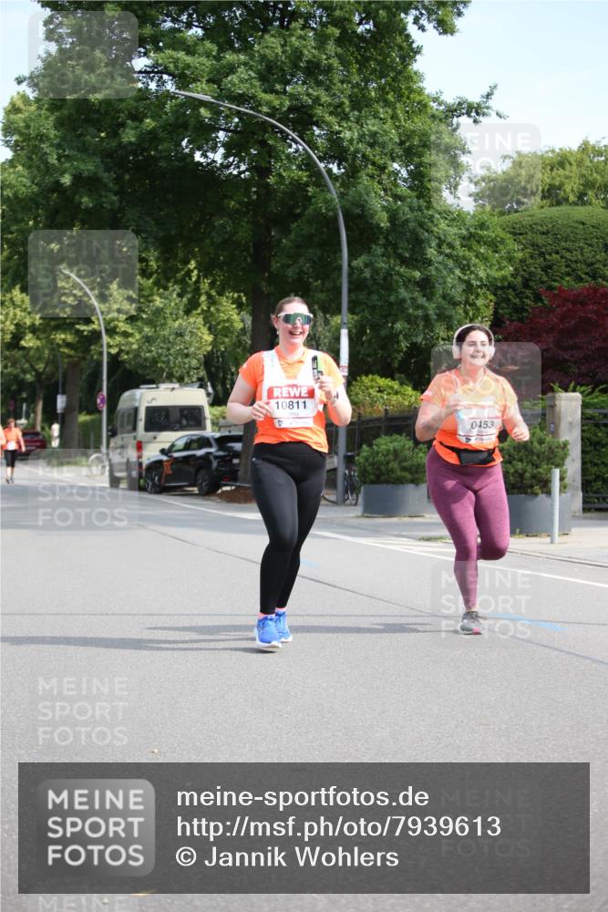 15.06.2025 - REWE Women's Run Jannik Wohlers http://msf.ph/oto/7939613 15.06.2025 09:57:41 Laufen 10811, 0453 meine-sportfotos.de