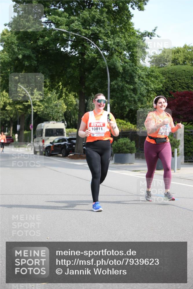 15.06.2025 - REWE Women's Run Jannik Wohlers http://msf.ph/oto/7939623 15.06.2025 09:57:41 Laufen 10811, 104 meine-sportfotos.de