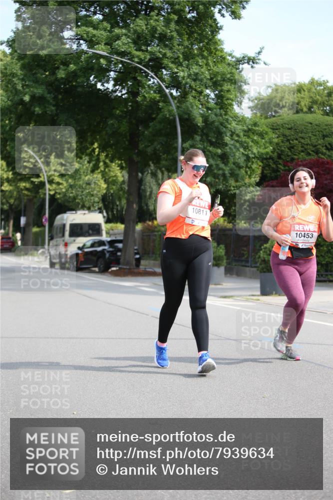 15.06.2025 - REWE Women's Run Jannik Wohlers http://msf.ph/oto/7939634 15.06.2025 09:57:41 Laufen 10811, 10453 meine-sportfotos.de