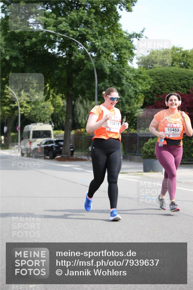 15.06.2025 - REWE Women's Run Jannik Wohlers http://msf.ph/oto/7939637 15.06.2025 09:57:41 Laufen 10811, 10453 meine-sportfotos.de
