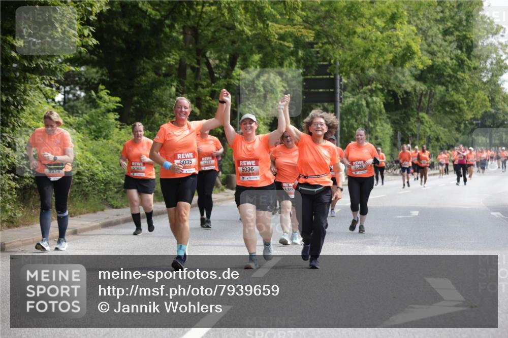 15.06.2025 - REWE Women's Run Jannik Wohlers http://msf.ph/oto/7939659 15.06.2025 10:14:48 Laufen 5035, 5237, 5614, 5165, 5036, 538, 5588 meine-sportfotos.de