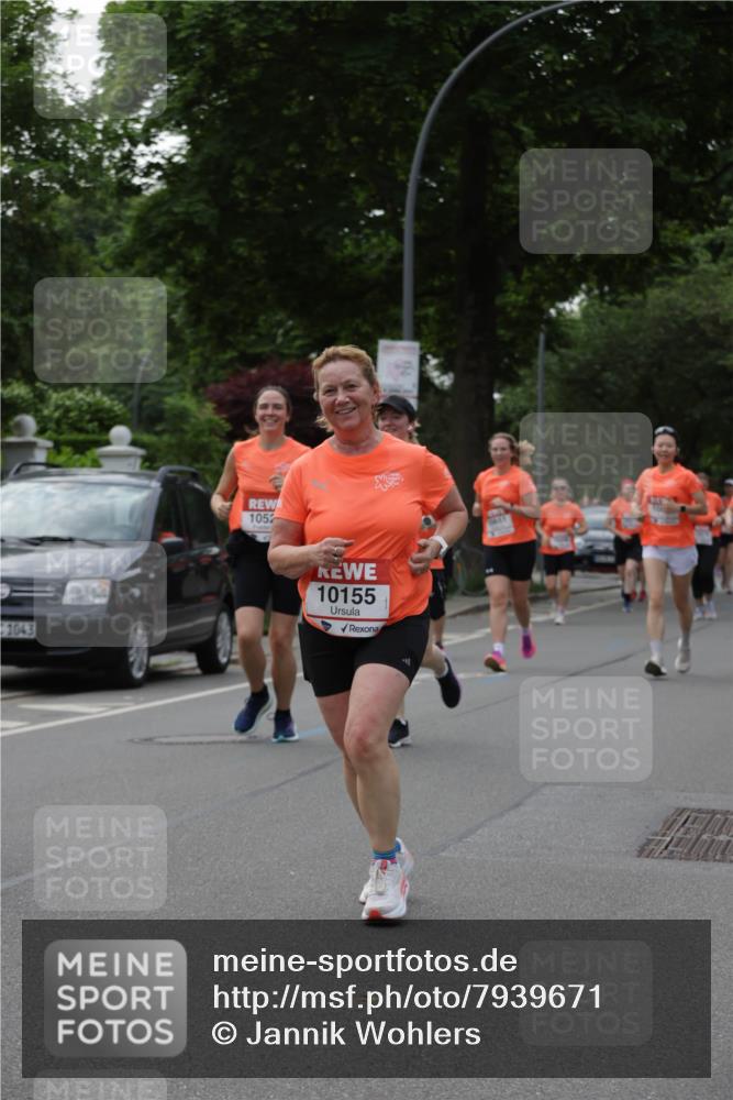 15.06.2025 - REWE Women's Run Jannik Wohlers http://msf.ph/oto/7939671 15.06.2025 08:27:33 Laufen 1043, 1052, 10155, 0651 meine-sportfotos.de