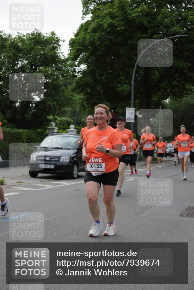 15.06.2025 - REWE Women's Run Jannik Wohlers http://msf.ph/oto/7939674 15.06.2025 08:27:33 Laufen 1043, 10155, 10651, 10820, 3 meine-sportfotos.de