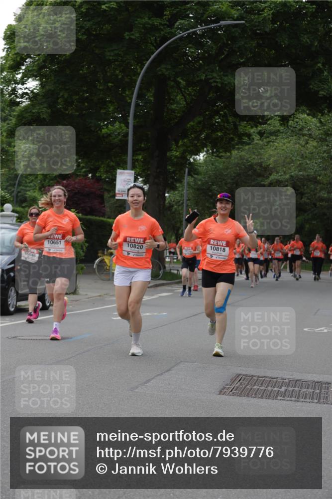 15.06.2025 - REWE Women's Run Jannik Wohlers http://msf.ph/oto/7939776 15.06.2025 08:27:35 Laufen 10646, 10651, 10818, 10820 meine-sportfotos.de