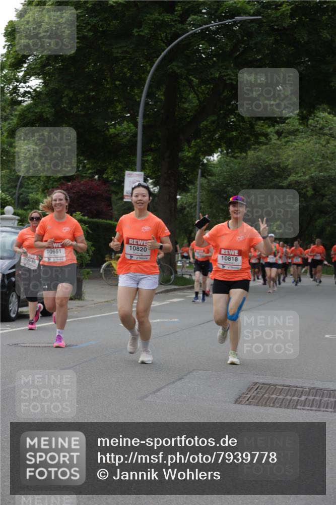 15.06.2025 - REWE Women's Run Jannik Wohlers http://msf.ph/oto/7939778 15.06.2025 08:27:36 Laufen 10646, 10820, 10818, 10651 meine-sportfotos.de
