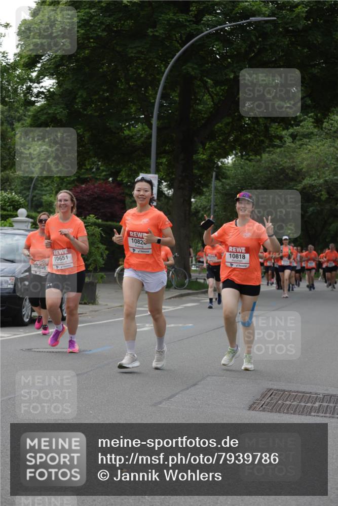 15.06.2025 - REWE Women's Run Jannik Wohlers http://msf.ph/oto/7939786 15.06.2025 08:27:36 Laufen 10646, 10651, 1, 10826, 10818, 10171 meine-sportfotos.de