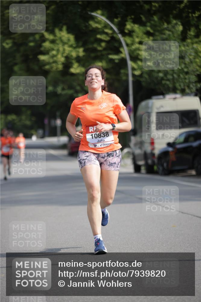 15.06.2025 - REWE Women's Run Jannik Wohlers http://msf.ph/oto/7939820 15.06.2025 08:45:00 Laufen 10838 meine-sportfotos.de