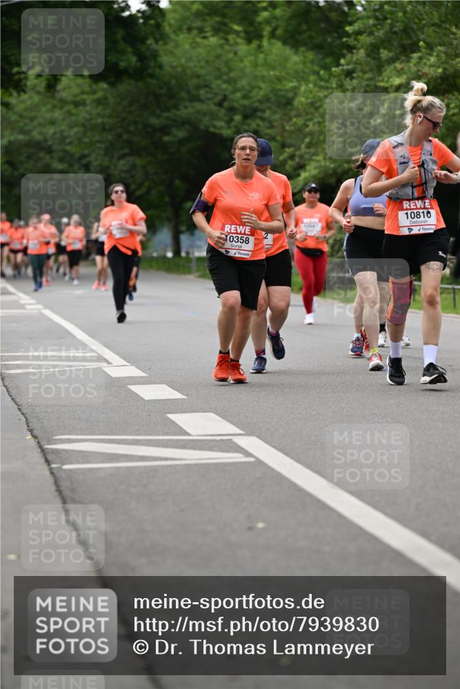 15.06.2025 - REWE Women's Run Dr. Thomas Lammeyer http://msf.ph/oto/7939830 15.06.2025 09:20:41 Laufen 10810, 0358 meine-sportfotos.de
