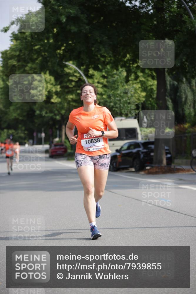 15.06.2025 - REWE Women's Run Jannik Wohlers http://msf.ph/oto/7939855 15.06.2025 08:45:01 Laufen 10838 meine-sportfotos.de