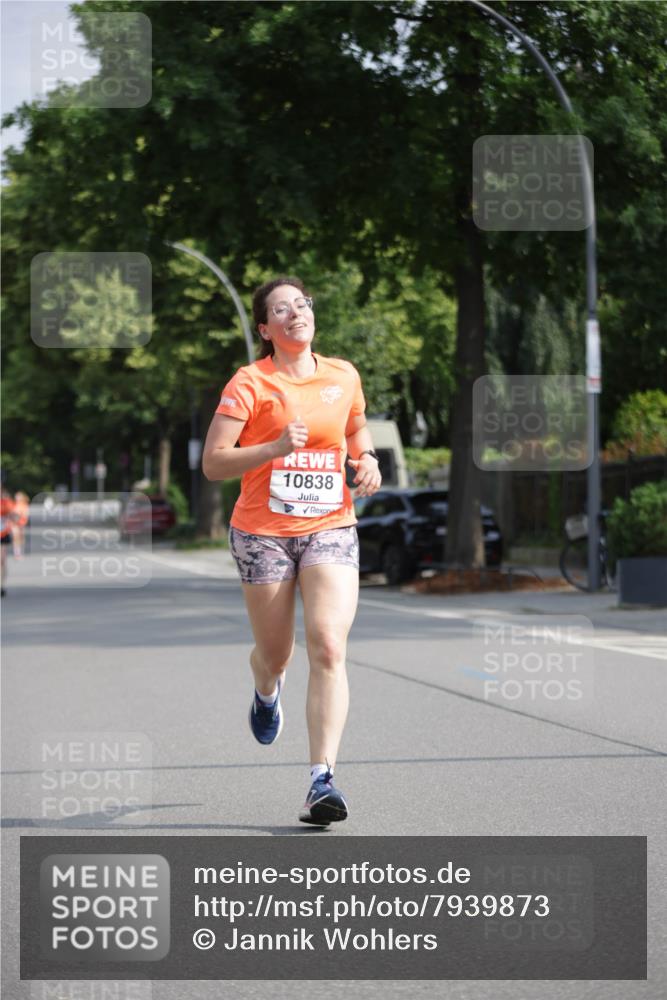 15.06.2025 - REWE Women's Run Jannik Wohlers http://msf.ph/oto/7939873 15.06.2025 08:45:01 Laufen 10838 meine-sportfotos.de