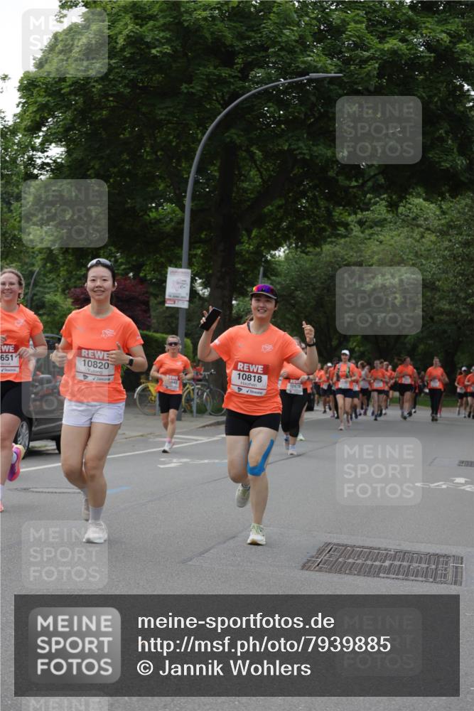 15.06.2025 - REWE Women's Run Jannik Wohlers http://msf.ph/oto/7939885 15.06.2025 08:27:36 Laufen 651, 10820, 10818, 10678 meine-sportfotos.de