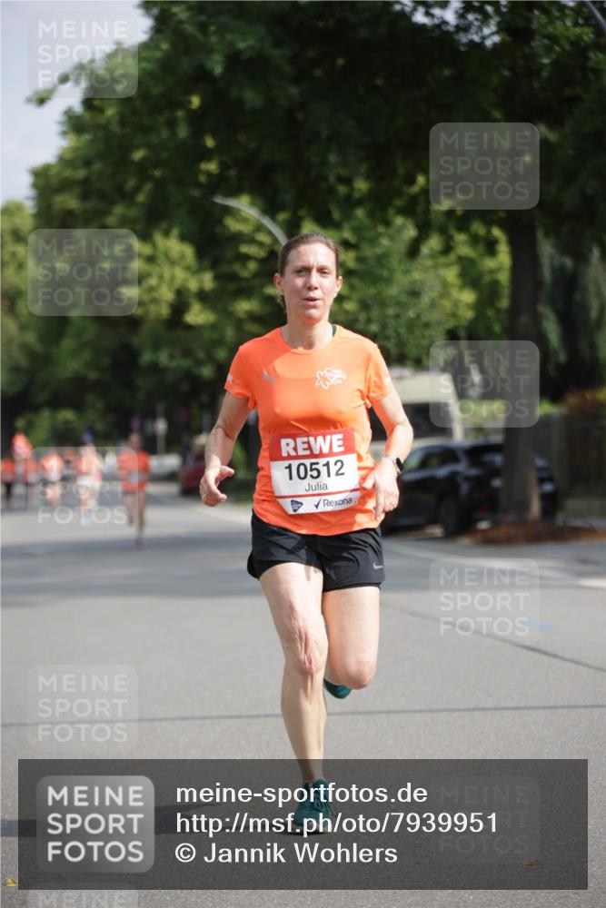 15.06.2025 - REWE Women's Run Jannik Wohlers http://msf.ph/oto/7939951 15.06.2025 08:45:10 Laufen 10512 meine-sportfotos.de