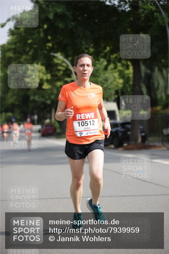 15.06.2025 - REWE Women's Run Jannik Wohlers http://msf.ph/oto/7939959 15.06.2025 08:45:10 Laufen 10512 meine-sportfotos.de