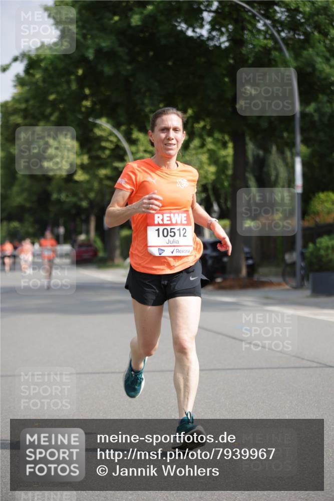 15.06.2025 - REWE Women's Run Jannik Wohlers http://msf.ph/oto/7939967 15.06.2025 08:45:10 Laufen 10512 meine-sportfotos.de