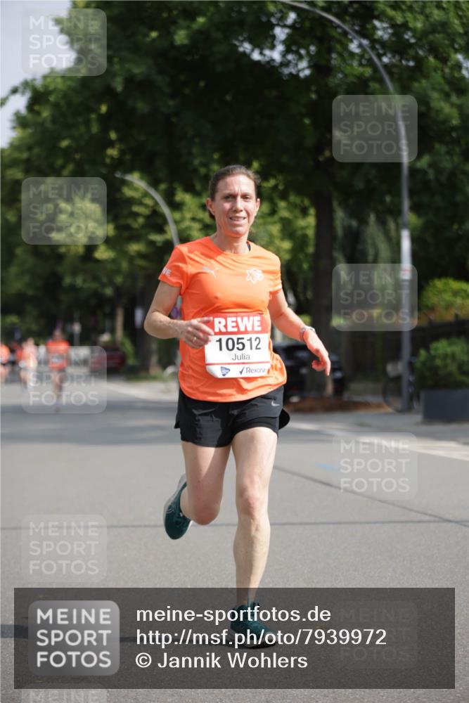 15.06.2025 - REWE Women's Run Jannik Wohlers http://msf.ph/oto/7939972 15.06.2025 08:45:10 Laufen 10512 meine-sportfotos.de