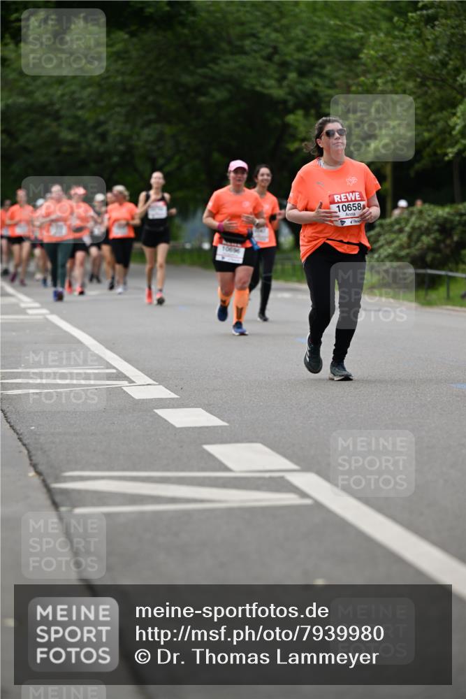15.06.2025 - REWE Women's Run Dr. Thomas Lammeyer http://msf.ph/oto/7939980 15.06.2025 09:20:45 Laufen 10658 meine-sportfotos.de